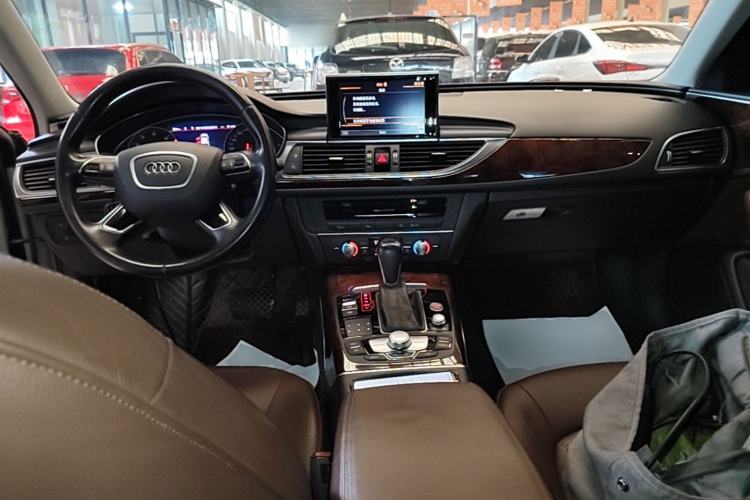 Used Audi A6L 2016 30 FSI Comfort Version Center Console