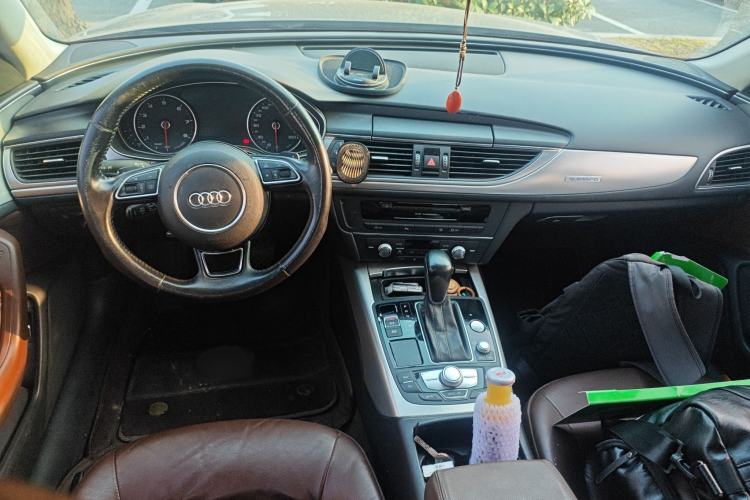 Used Audi A6L 2016 45 TFSI quattro Sport Edition Center Console
