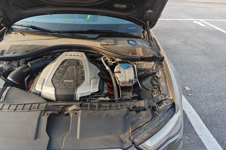Used Audi A6L 2016 45 TFSI quattro Sport Edition Engine Bay Left