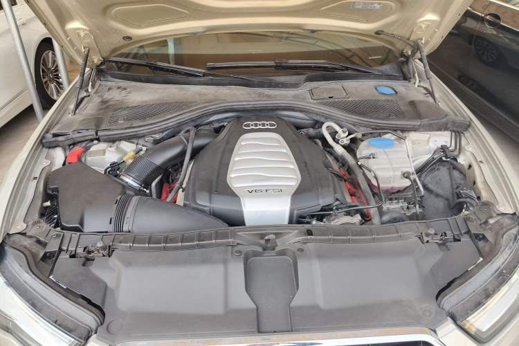 Used Audi A6L 2016 30 FSI Comfort Version Engine Bay