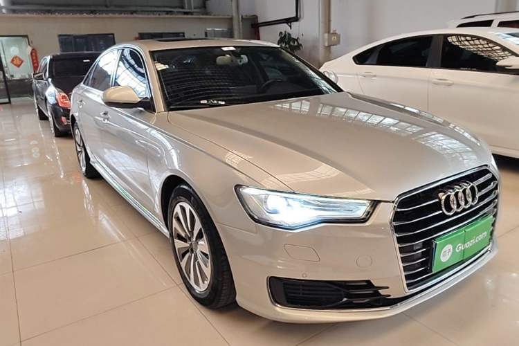 Used Audi A6L 2016 30 FSI Comfort Version Front Right 45 Deg