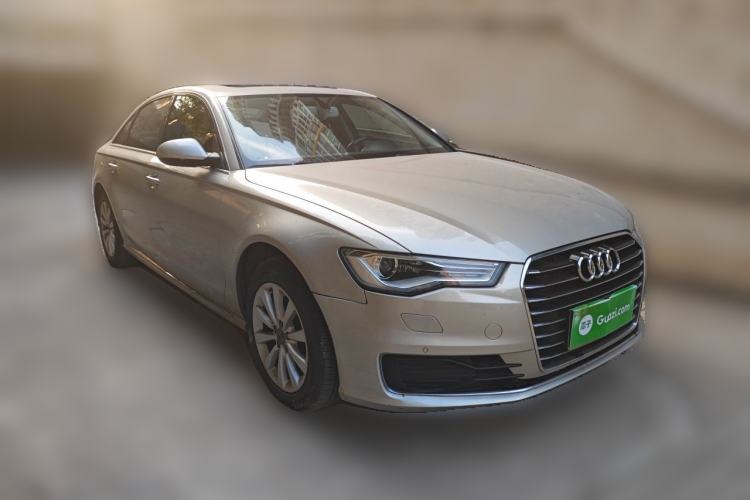 Used Audi A6L 2016 TFSI Technology Edition Front Right 45 Deg