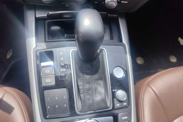 Used Audi A6L 2016 TFSI Technology Edition Gear Lever