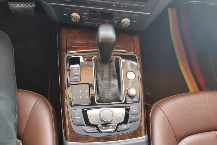 Used Audi A6L 2016 30 FSI Comfort Version Gear Lever