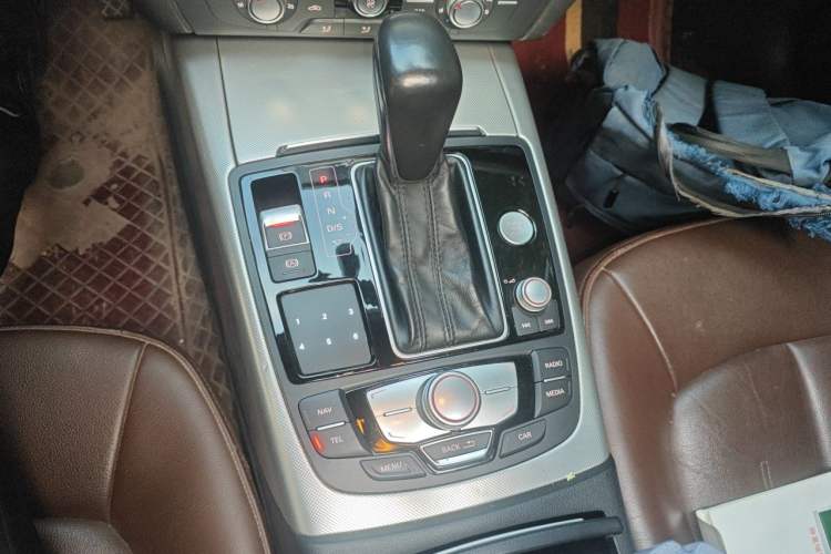 Used Audi A6L 2016 TFSI Technology Edition Gear Lever