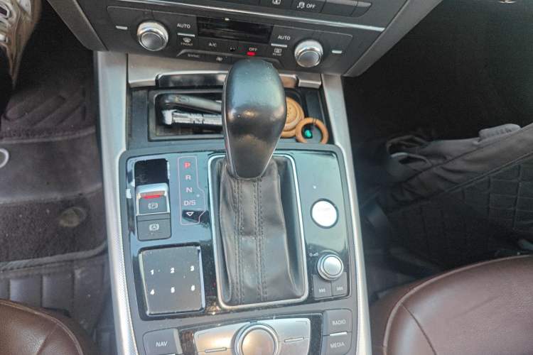 Used Audi A6L 2016 45 TFSI quattro Sport Edition Gear Lever