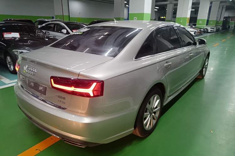 Used Audi A6L 2016 TFSI Technology Edition Rear Right 45 Deg