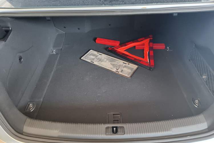 Used Audi A6L 2016 30 FSI Comfort Version Trunk