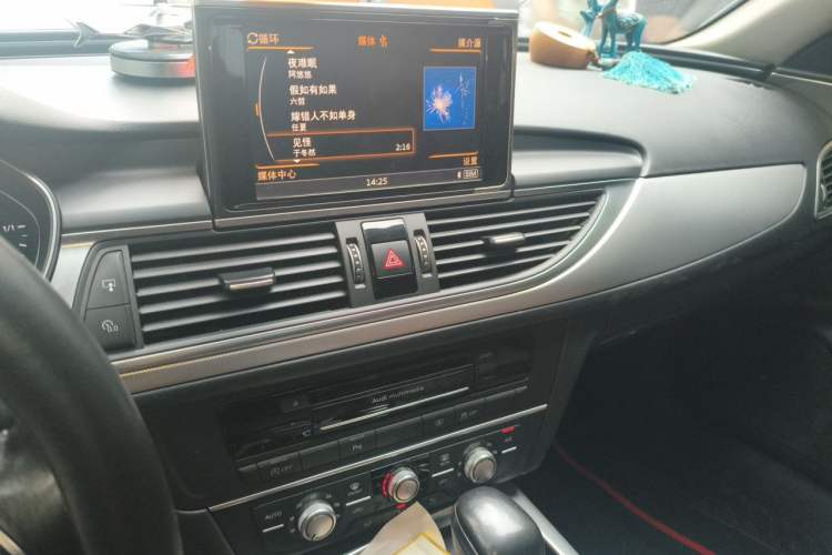 Used Audi A6L 2016 TFSI Technology Edition Audio And AC Panel