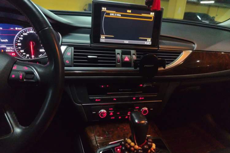 Used Audi A6L 2016 TFSI Comfort Model Audio And AC Panel