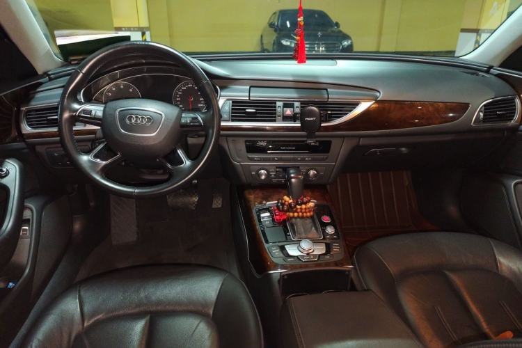 Used Audi A6L 2016 TFSI Comfort Model Center Console