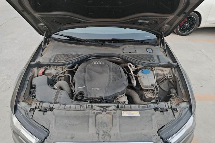 Used Audi A6L 2016 TFSI Comfort Model Engine Bay