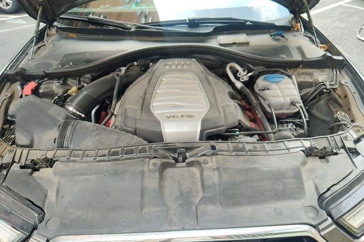 Used Audi A6L 2016 30 FSI Comfort Version Engine Bay