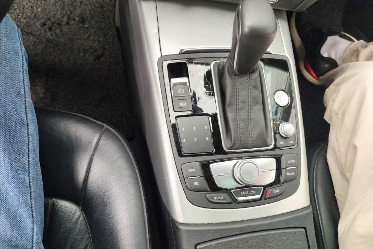 Used Audi A6L 2016 TFSI Technology Edition Gear Lever