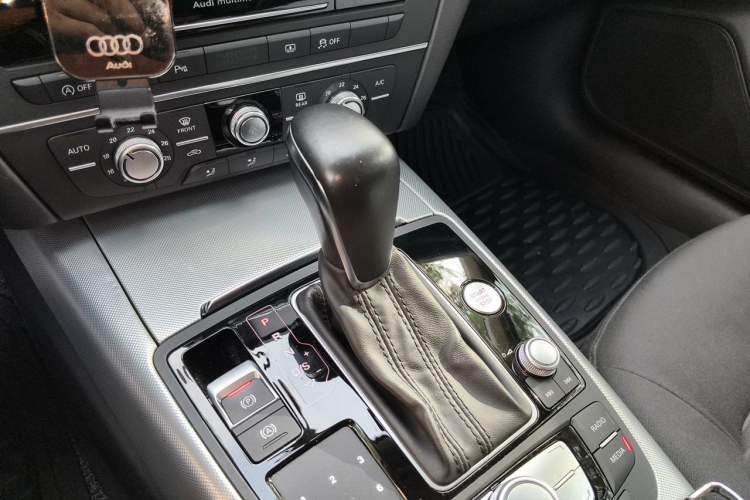Used Audi A6L 2016 TFSI Technology Edition Gear Lever