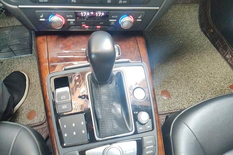 Used Audi A6L 2016 30 FSI Comfort Version Gear Lever