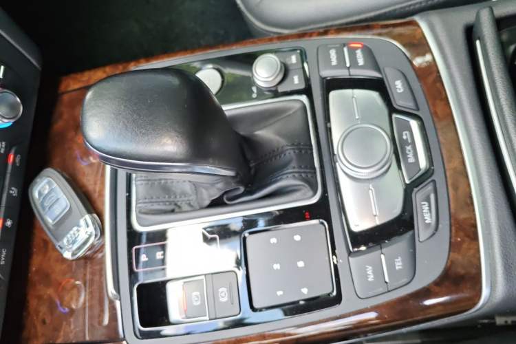 Used Audi A6L 2016 TFSI Comfort Model Gear Lever