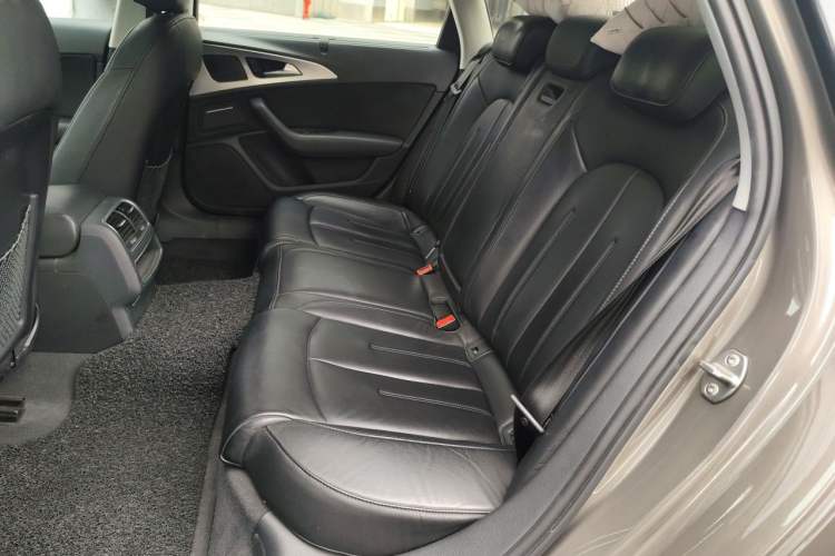 Used Audi A6L 2016 TFSI Technology Edition Interior 4