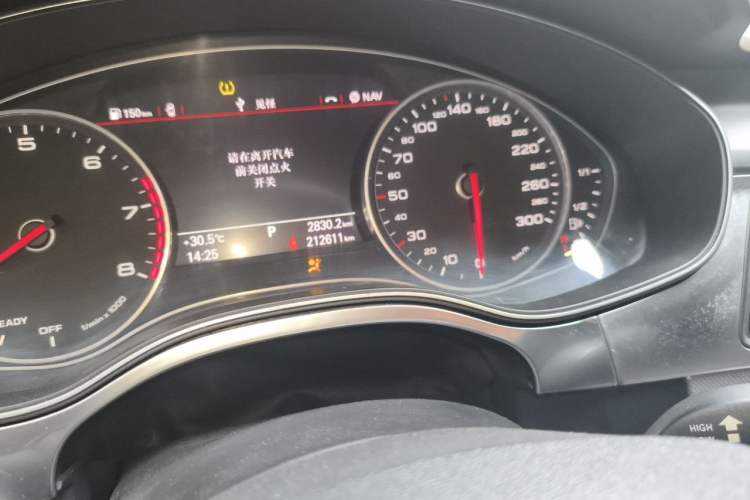 Used Audi A6L 2016 TFSI Technology Edition Odometer Close Up