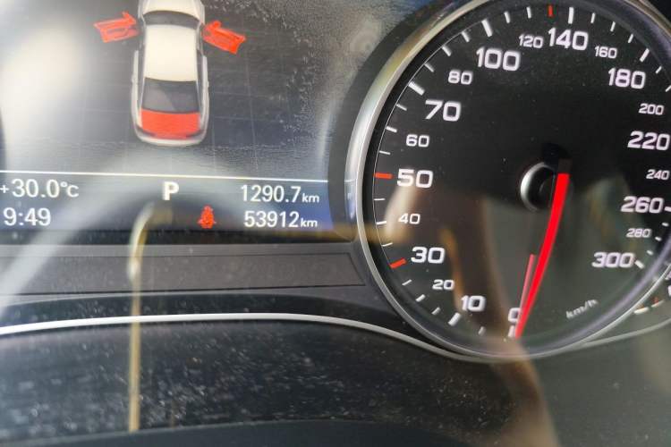 Used Audi A6L 2016 TFSI Technology Edition Odometer Close Up