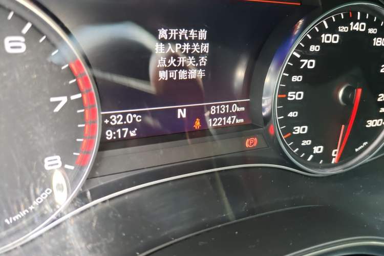 Used Audi A6L 2016 TFSI Comfort Model Odometer Close Up