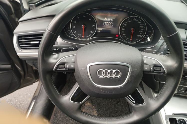 Used Audi A6L 2016 TFSI Technology Edition Steering Wheel