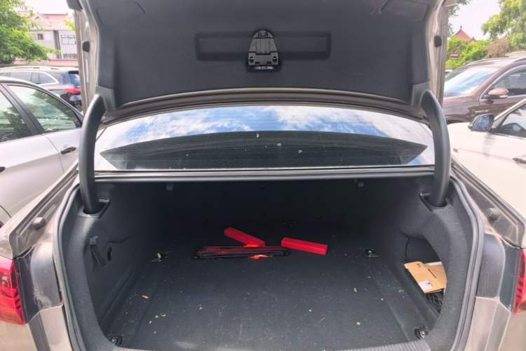 Used Audi A6L 2016 TFSI Technology Edition Trunk