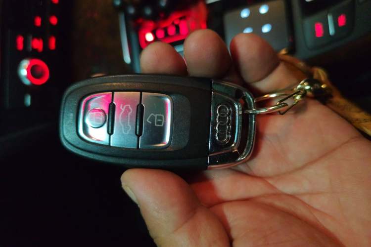 Used Audi A6L 2016 TFSI Comfort Model Vehicle Key