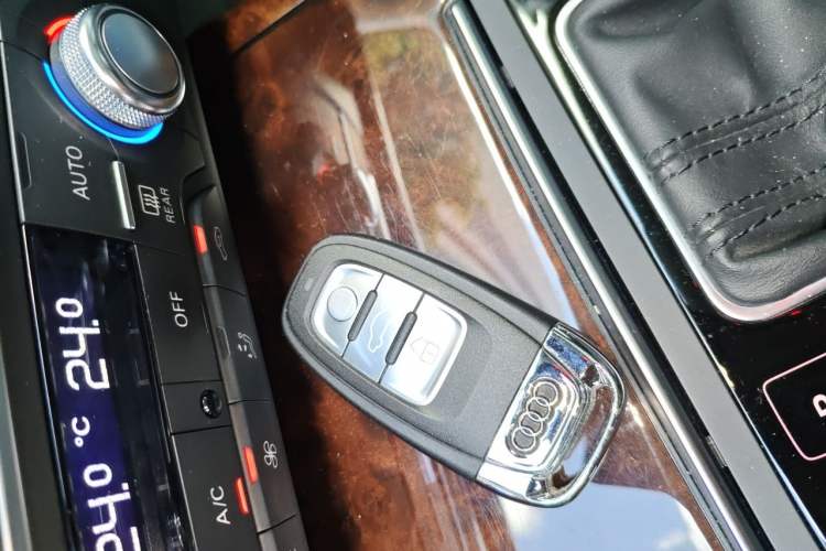 Used Audi A6L 2016 TFSI Comfort Model Vehicle Key