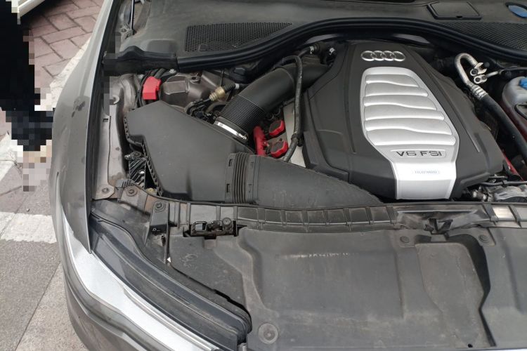 Used Audi A6L 2016 30 FSI Comfort Version Engine Bay Right