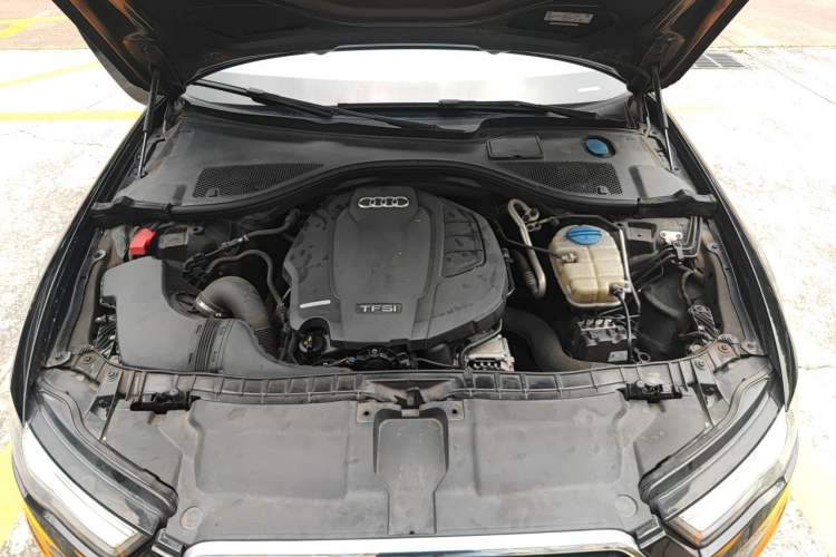 Used Audi A6L 2016 TFSI Comfort Model Engine Bay
