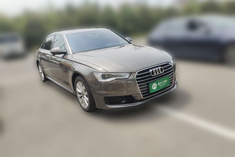 Used Audi A6L 2016 TFSI Technology Edition Front Right 45 Deg