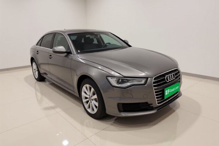 Used Audi A6L 2016 TFSI Technology Edition Front Right 45 Deg