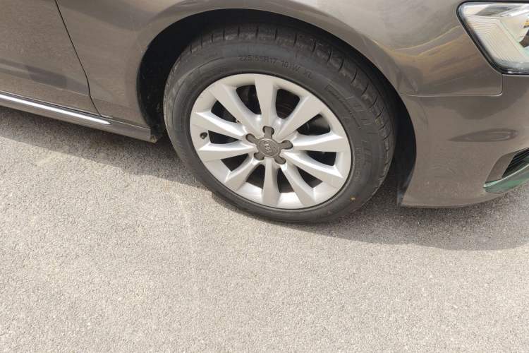Used Audi A6L 2016 TFSI Technology Edition Right Front Wheel Hub