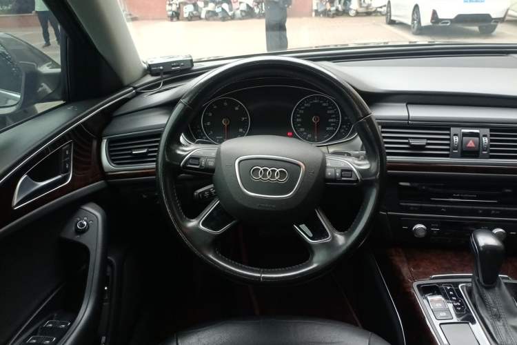 Used Audi A6L 2016 30 FSI Comfort Version Steering Wheel