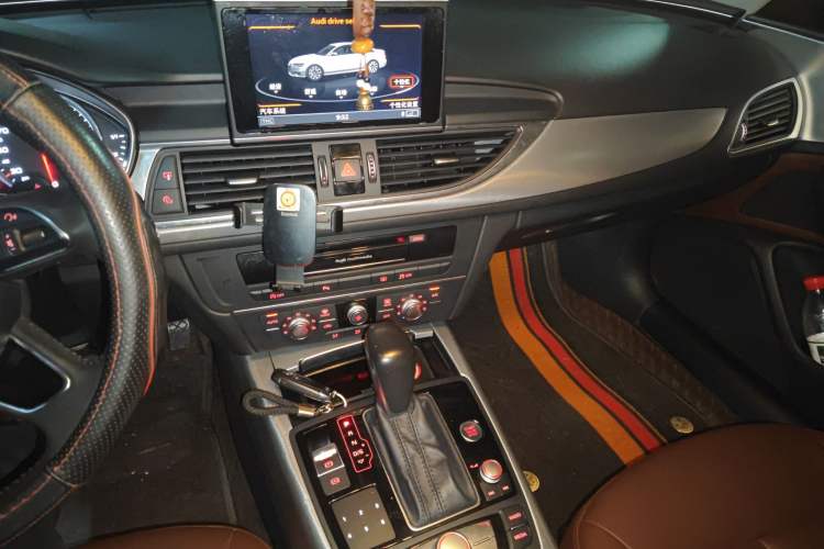 Used Audi A6L 2016 TFSI Technology Edition Audio And AC Panel