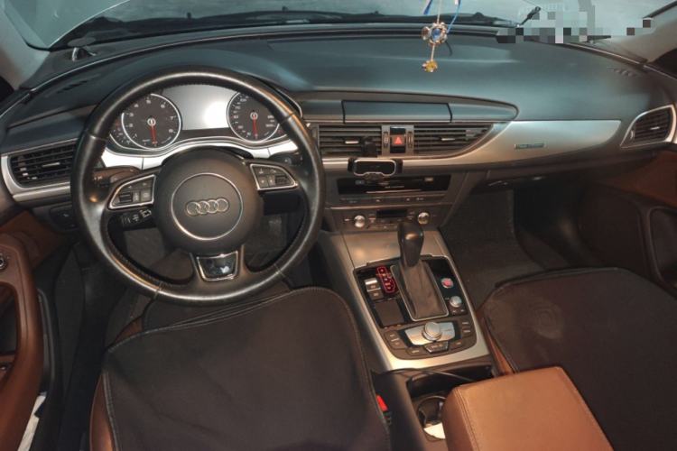 Used Audi A6L 2016 45 TFSI quattro Sport Edition Center Console