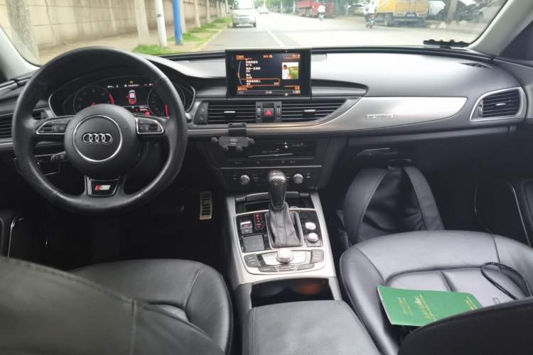 Used Audi A6L 2016 45 TFSI quattro Sport Edition Center Console
