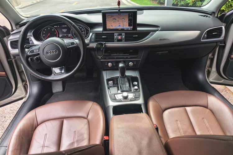 Used Audi A6L 2016 45 TFSI quattro Sport Edition Center Console