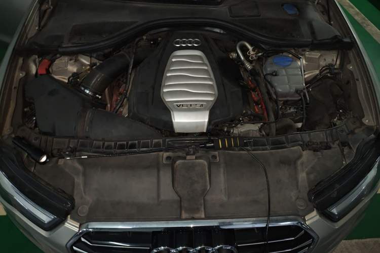 Used Audi A6L 2016 30 FSI Comfort Version Engine Bay