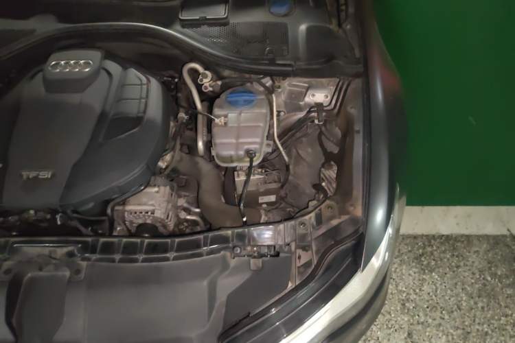 Used Audi A6L 2016 TFSI Technology Edition Engine Bay Left