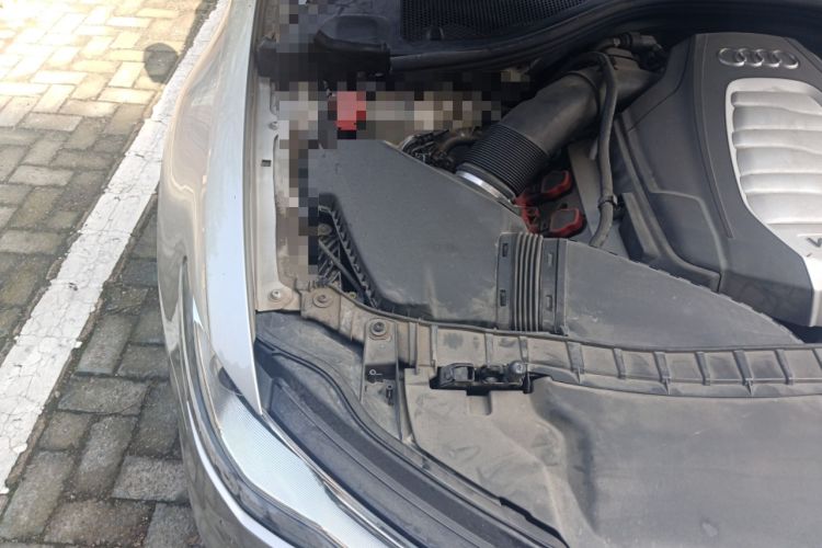 Used Audi A6L 2016 30 FSI Comfort Version Engine Bay Right