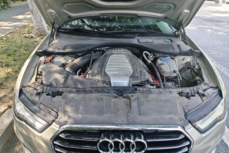 Used Audi A6L 2016 30 FSI Comfort Version Engine Bay