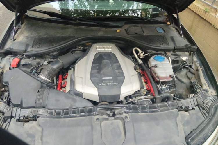 Used Audi A6L 2016 45 TFSI quattro Sport Edition Engine Bay