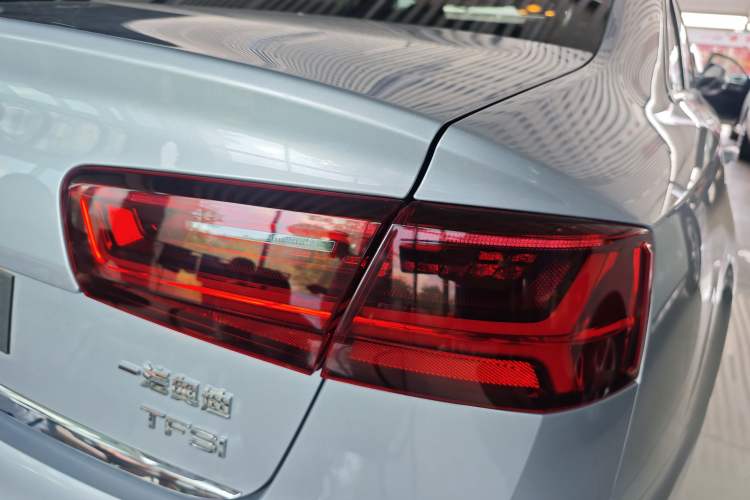 Used Audi A6L 2016 TFSI Technology Edition Exterior 3
