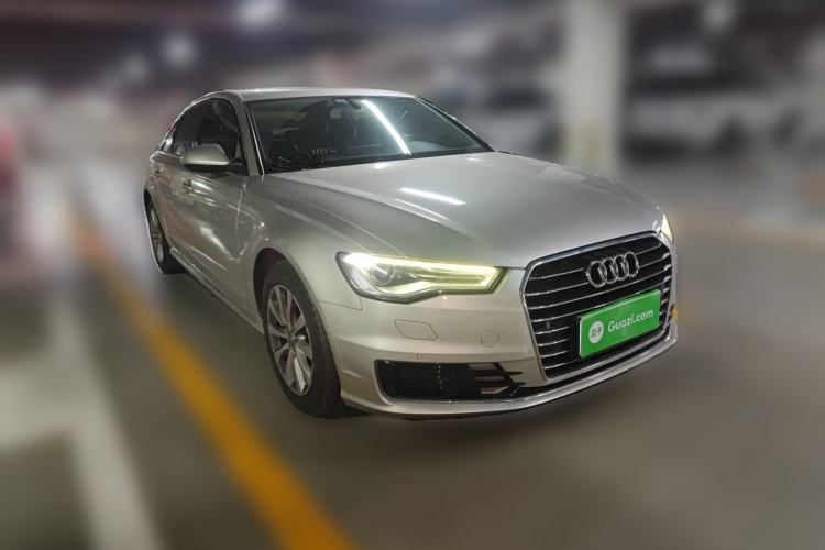 Used Audi A6L 2016 TFSI Technology Edition Front Right 45 Deg