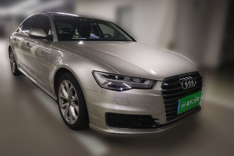 Used Audi A6L 2016 TFSI Sport Edition Front Right 45 Deg