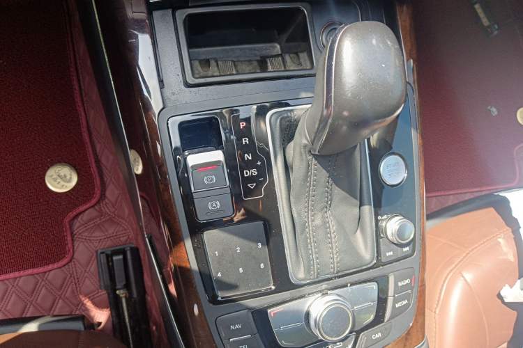 Used Audi A6L 2016 30 FSI Comfort Version Gear Lever