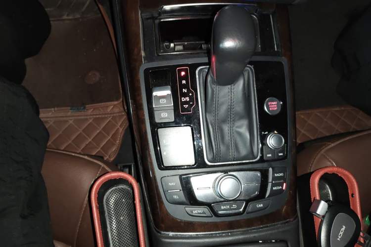 Used Audi A6L 2016 30 FSI Comfort Version Gear Lever
