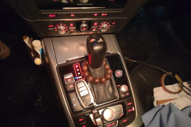 Used Audi A6L 2016 TFSI Technology Edition Gear Lever